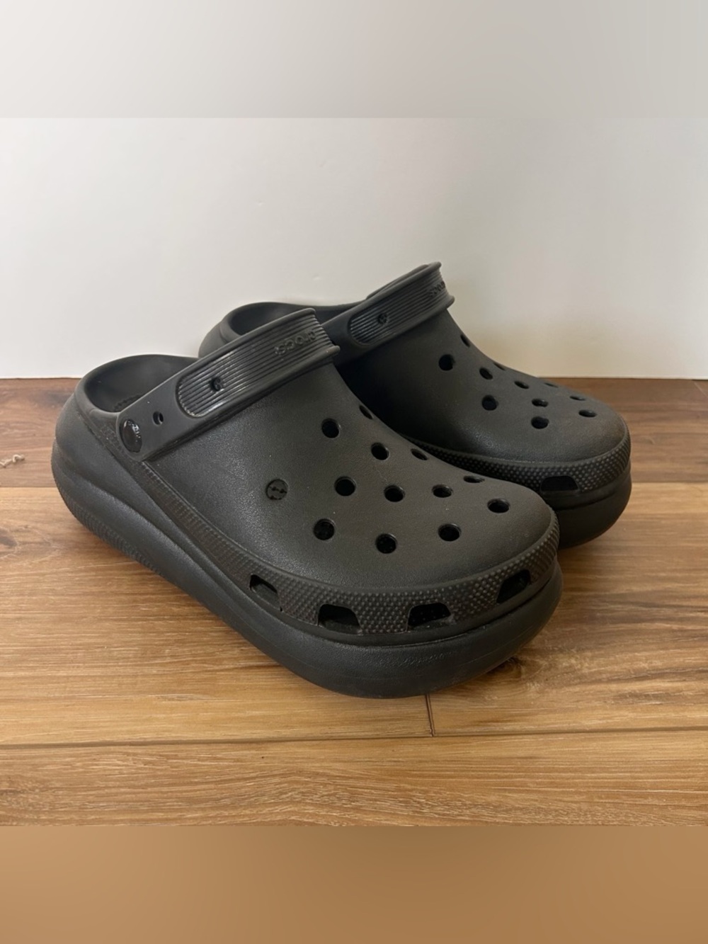 Crocs Classic Crush Platform Clogs Black Sz M7 W9